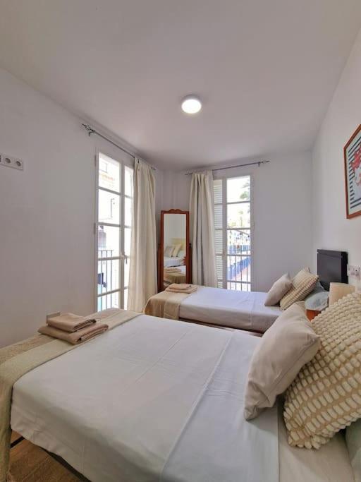 Encantador Duplex Para 6 A 1 Minuto De La Playa Benalmadena Exterior photo
